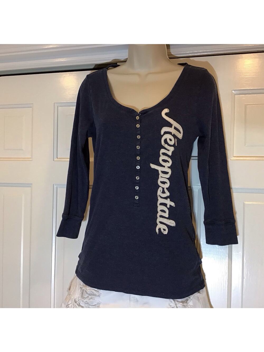 Aeropostale Y2K Ribbed Henley Spelled Raised Logo Button Front Women Sz XL Bella